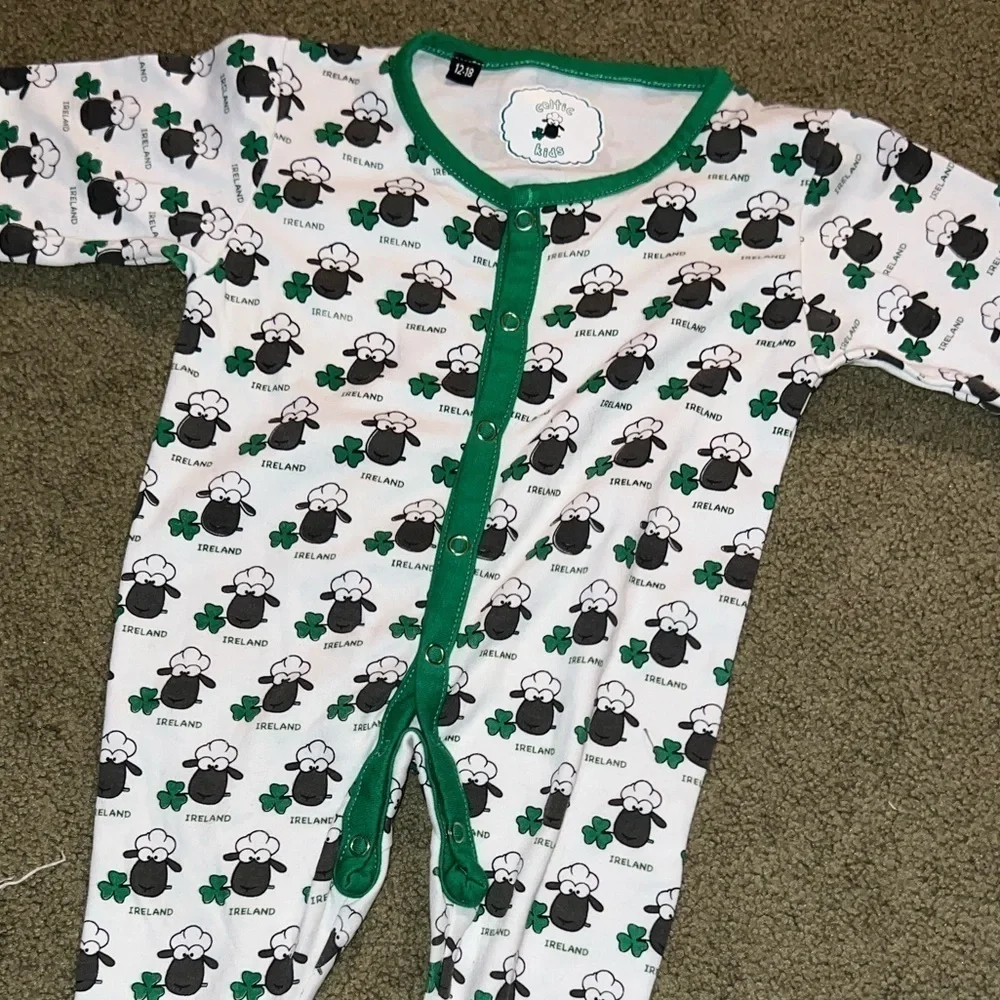 Celtic Kids Multi-Sheep Babygrow Size 12-18